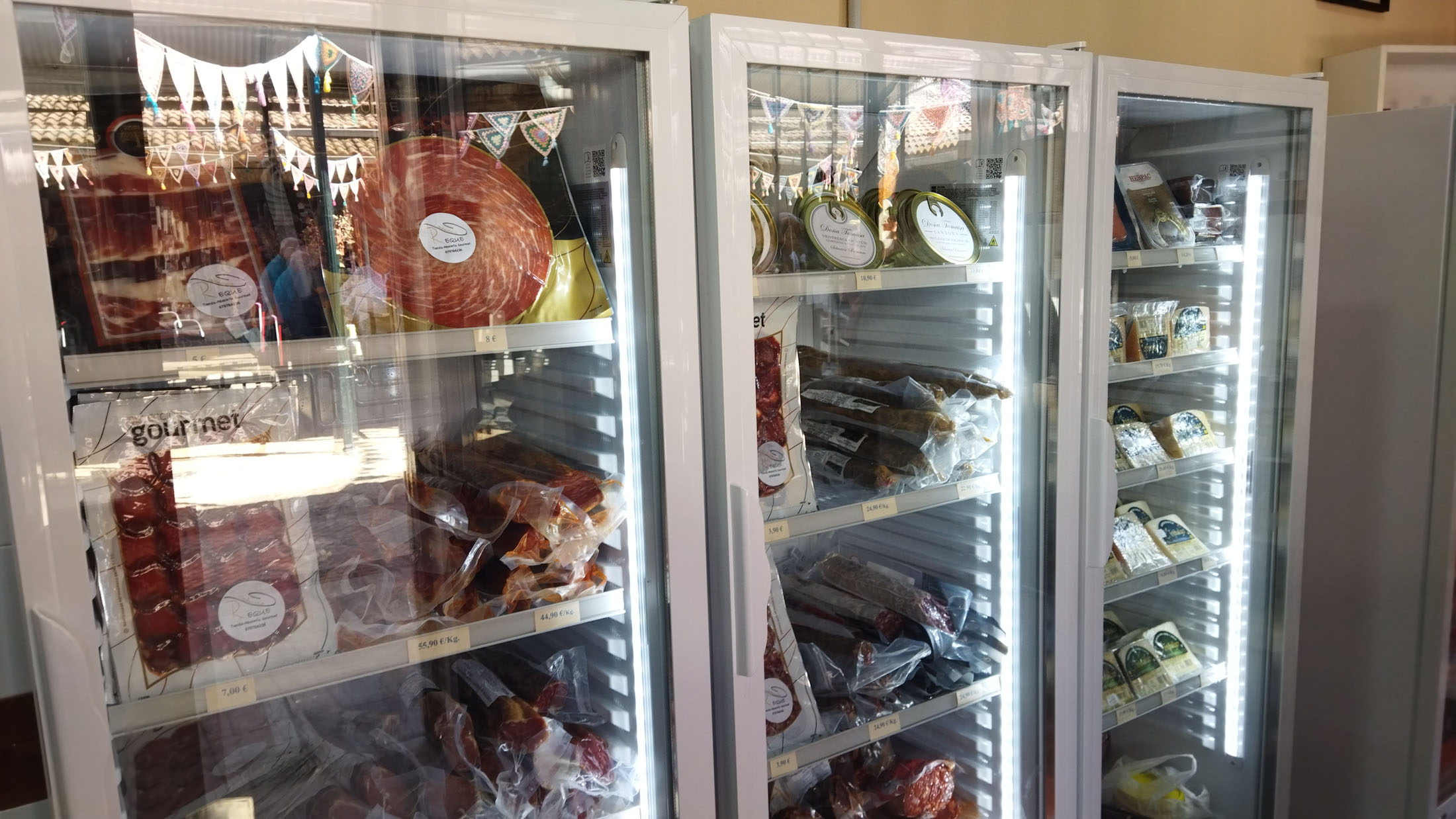 ibéricos reque selección de productos gourmet